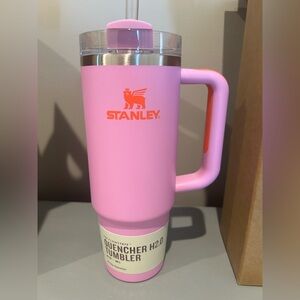 Stanley 30oz stainless steel H2.0 Flowstate Quencher Tumbler Amethyst